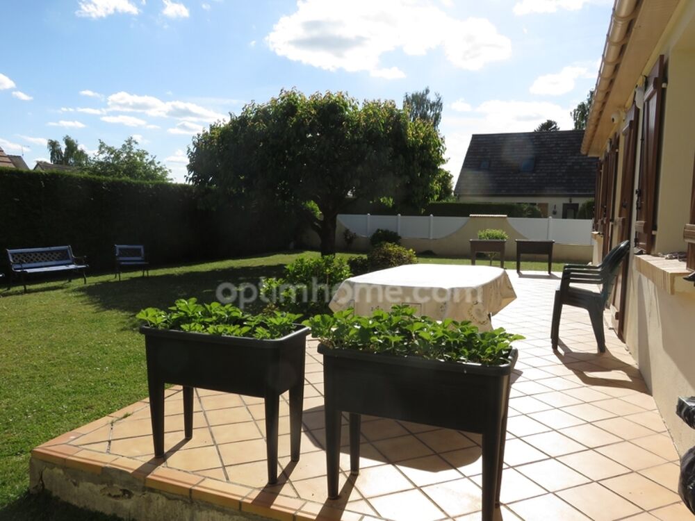 Proche Longnes  Maison familiale 4 chambres avec jardin dans un environnement privilégié à Mondreville - DPE D