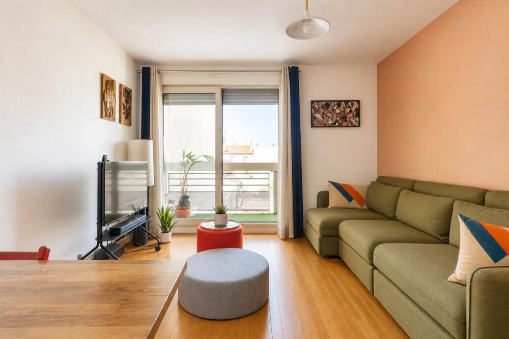Vente Appartement MONTROUGE – Résidence récente de 2009 – 3 PIÈCES – 63,88 m² – BALCON – DOUBLE STATIONNEMENT – AUCUN TRAVAUX À PRÉVOIR Montrouge