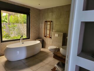  Villa à louer 4 pièces 140 m²