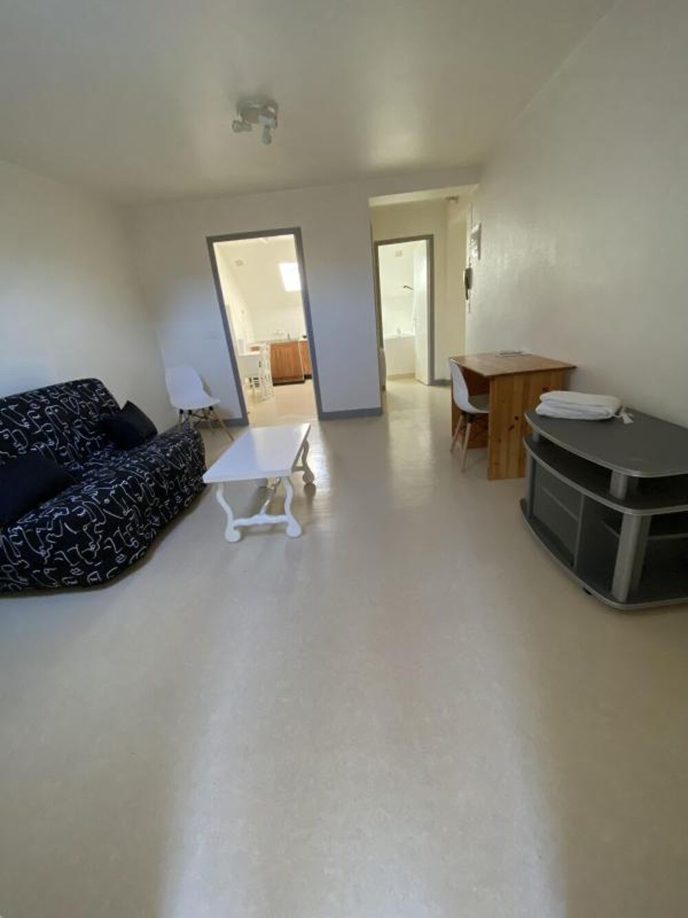 Location Appartement LOCATION T1 SEMI MEUBLE RODEZ SANS FRAIS D'AGENCE Rodez