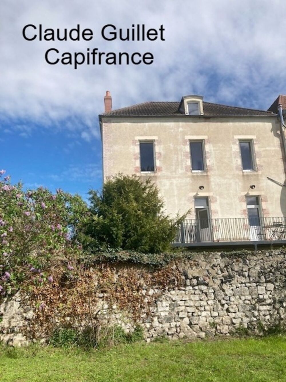 Maison rénovée à vendre 7 pièces MONTLUCON (03) sur terrain clos de 824 m2