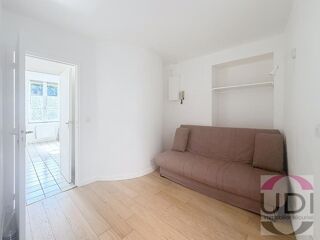  Appartement à louer 2 pièces 27 m²