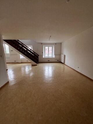  Immeuble � vendre 1 pi�ce 650 m�