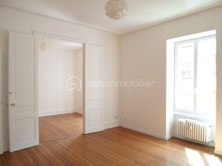  Appartement à louer 5 pièces 113 m²