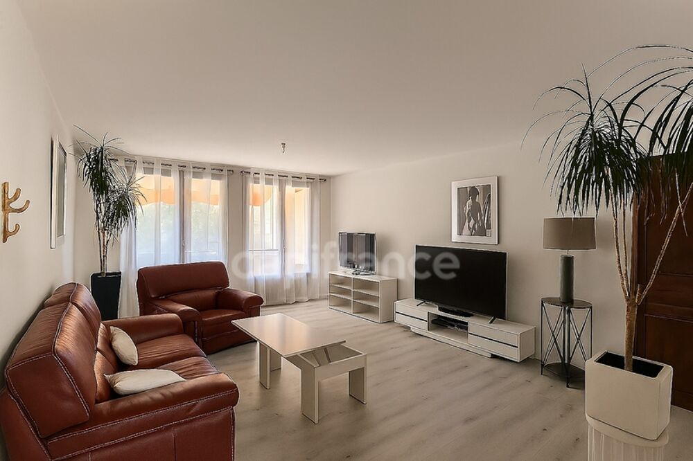 Appartement T3 au calme, traversant, avec balcon et cave  Quartier Les Passons - 13400 AUBAGNE