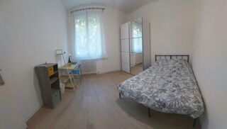  Appartement à louer 4 pièces 81 m²