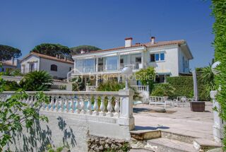  Villa à vendre 9 pièces 320 m²