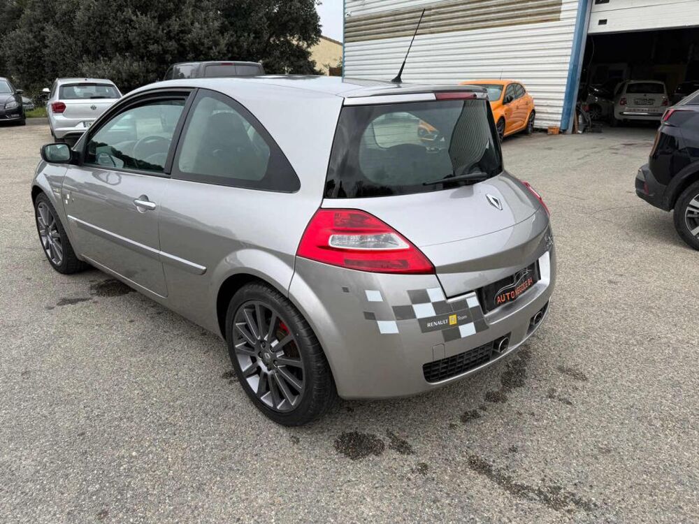 M&eacute;gane RS 2.0T 16V 230 F1 TEAM R26 NUMEROTEE 2007 occasion 84700 Sorgues