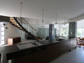  Villa à vendre 7 pièces 210 m²