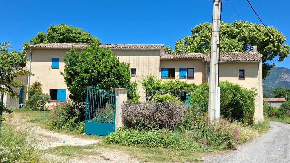 A Vendre Maison 237 m² double habitation possible et terrain arboré MEZEL (04)