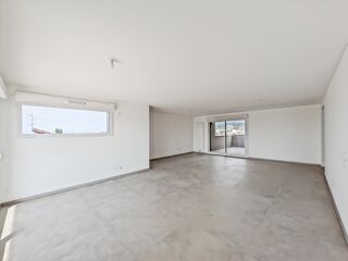 Vente Appartement à vendre attique 4 pièces THONON LES BAINS (74) - EXCEPTIONNEL – APPARTEMENT 4 PIÈCES EN ATTIQUE AVEC VUE PANORAMIQUE SUR LE LAC Thonon les bains