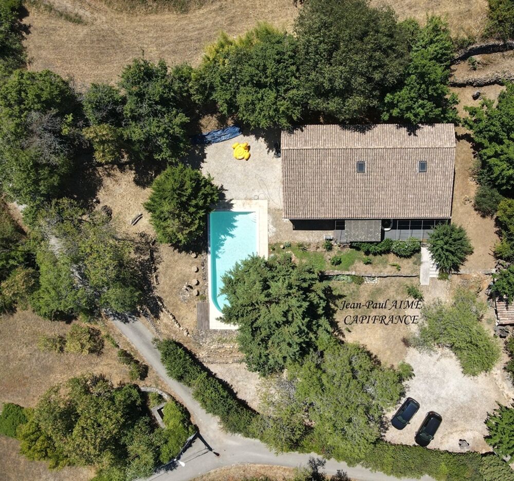 À Vendre  Gard Rhodanien - SALAZAC Maison de Charme d'environ 200 m2 avec Piscine sur un terrain de 2079 m2