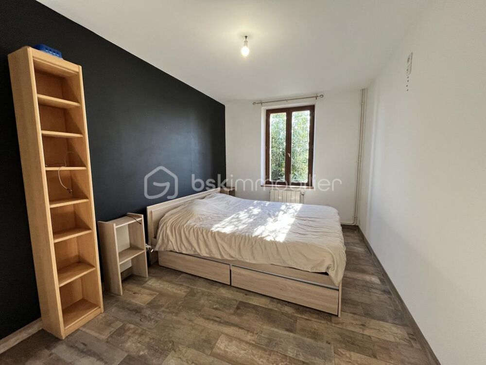 Maison entièrement rénovée avec 3 chambres