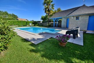  Maison  vendre 8 pices 313 m