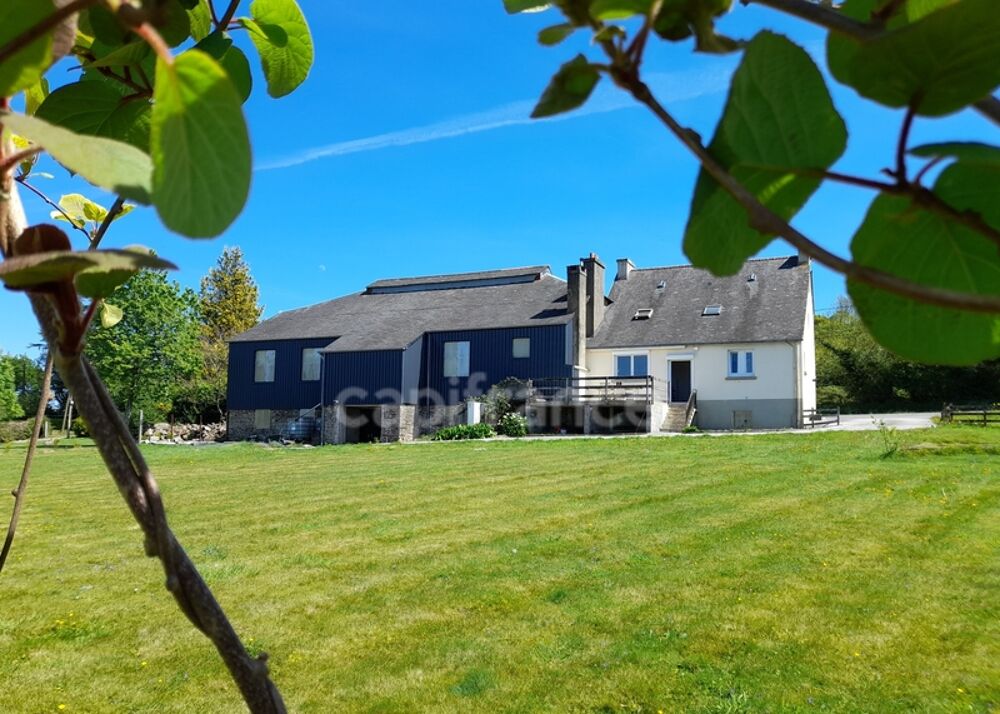 Maison à vendre 4 pièces SAINT THOIS (29520)- 3 chambres- surface habitable 120.27m2- Avec sous-sol- parcelle de 3922m2- dépenda