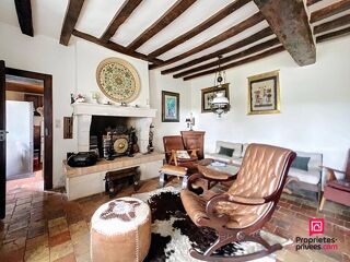  Maison  vendre 8 pices 145 m