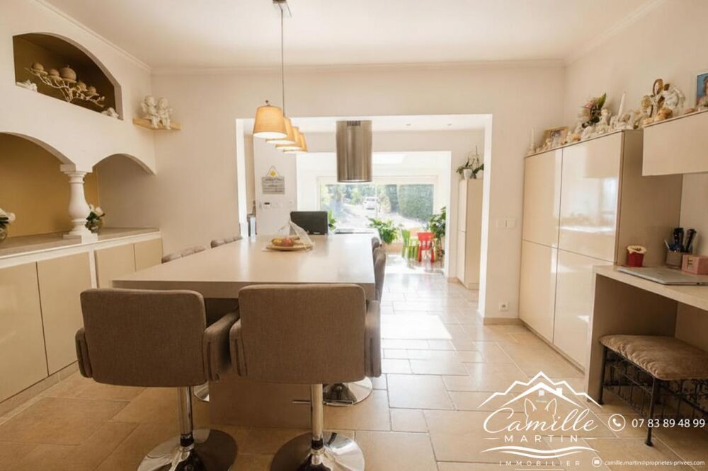 Appartement Saint Raphael 5 pièce(s) 122 m2 avec jardin et parking