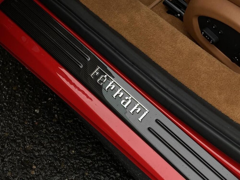 488 Spider 3.9 V8 670 CH - ORIGINE FRANCE ENTRETIEN EXCLUSIF FER 2016 occasion 14650 Carpiquet