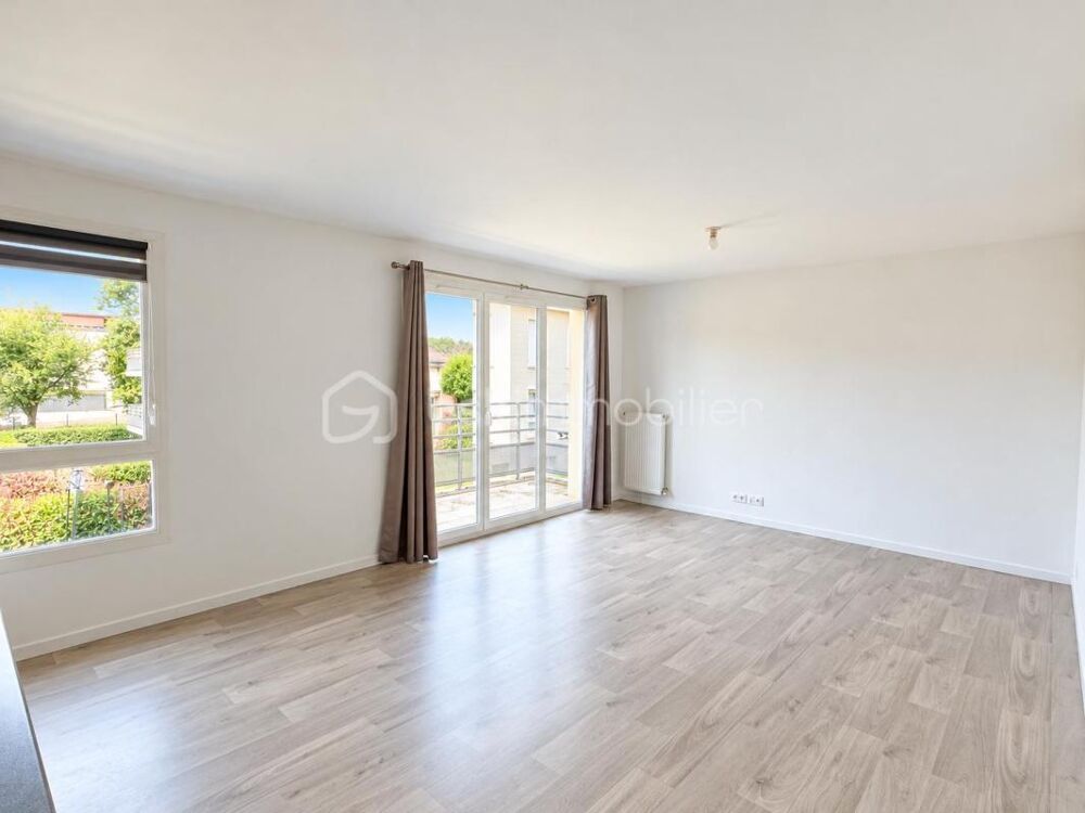 Vente Appartement F3 - Dernier étage, balcon, double stationnement Santeny