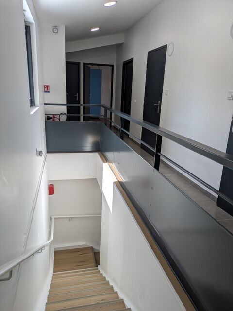   Local/bureau à louer BOURGOIN JALLIEU (38) 20 m² 