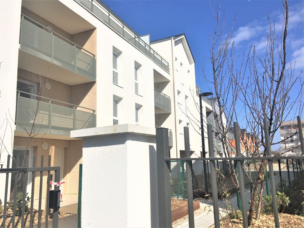 Location Appartement T2 avec parking et terrasse à TOURS Tours