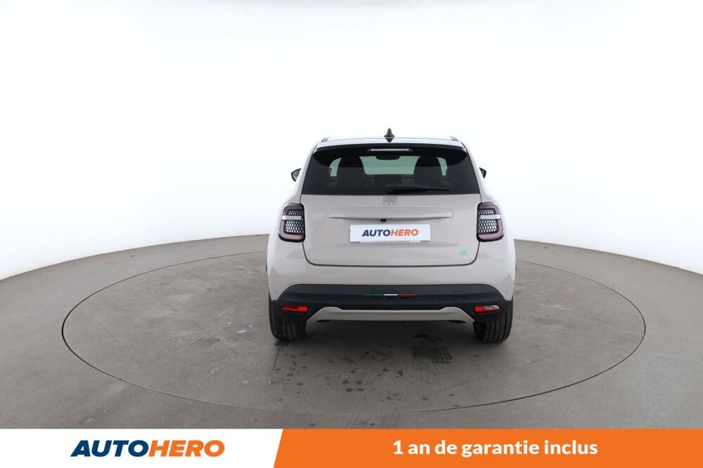Fiat 600 Electrique 54 kWh La Prima 156 ch 2024 occasion 92130 Issy-les-Moulineaux