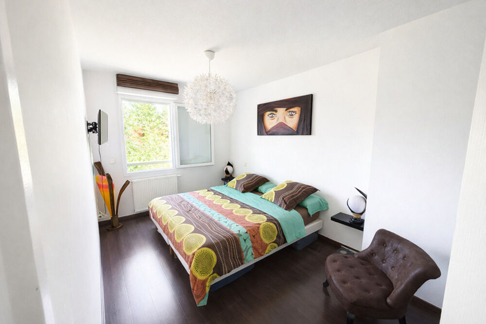 T3 lumineux avec terrasse 15 m² + piscine  Brindos proche Biarritz