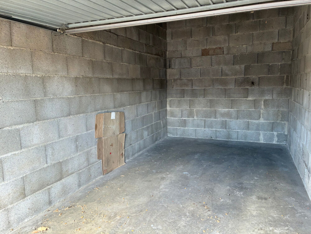 Location Parking/Garage GARAGE FERME FEURS Feurs
