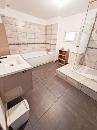  Appartement � vendre 3 pi�ces 86 m�