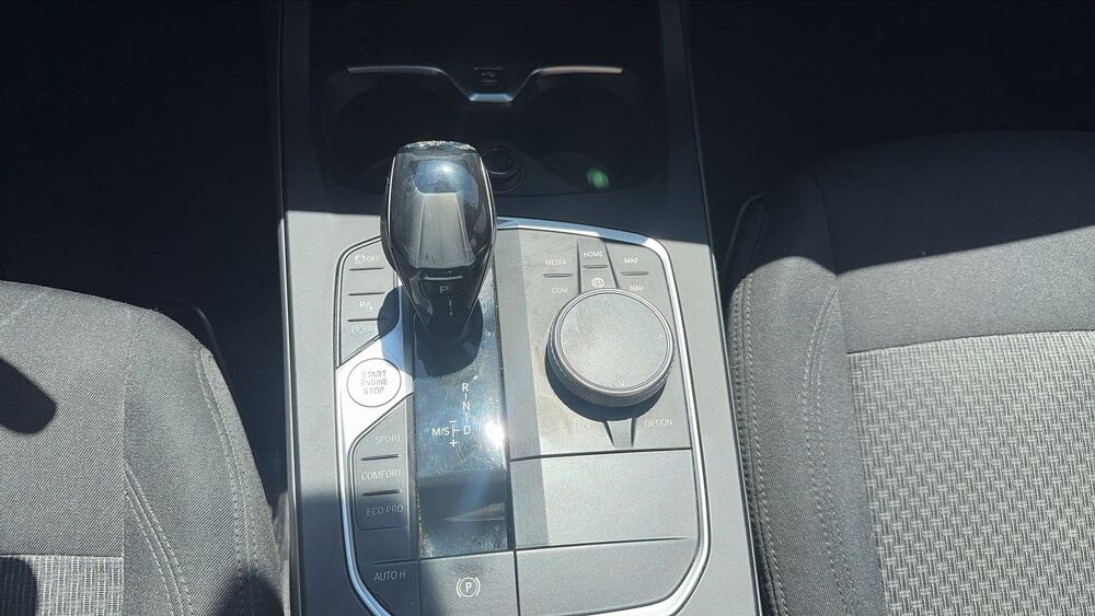 S&eacute;rie 1 118i 1.5 i DCT7 140 cv Business Design - Automatique 2019 occasion 06270 Villeneuve Loubet