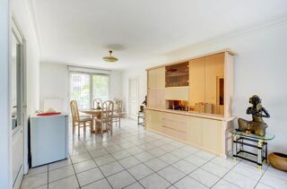  Appartement � vendre 4 pi�ces 135 m�