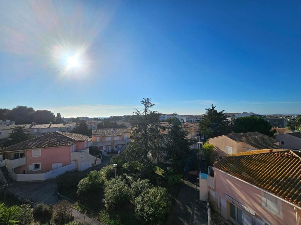 Appartement dernier étage proche de la plage