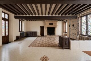  Maison à vendre 11 pièces 349 m²