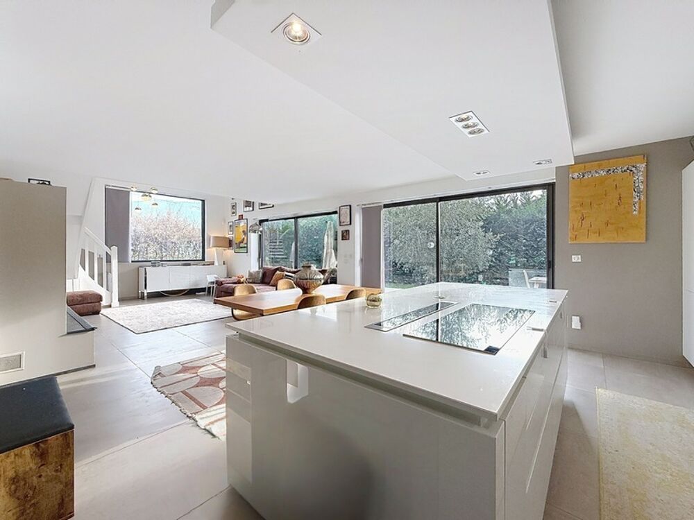 � vendre  Maison Saint-Julien-en-Genevois (74160)