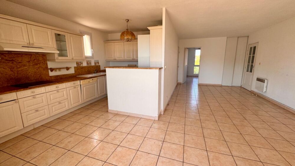 Vente Appartement Appartement de type 5 avec garage et parking Istres