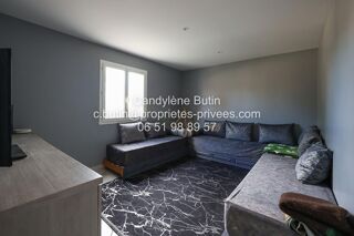  Villa à vendre 8 pièces 146 m²