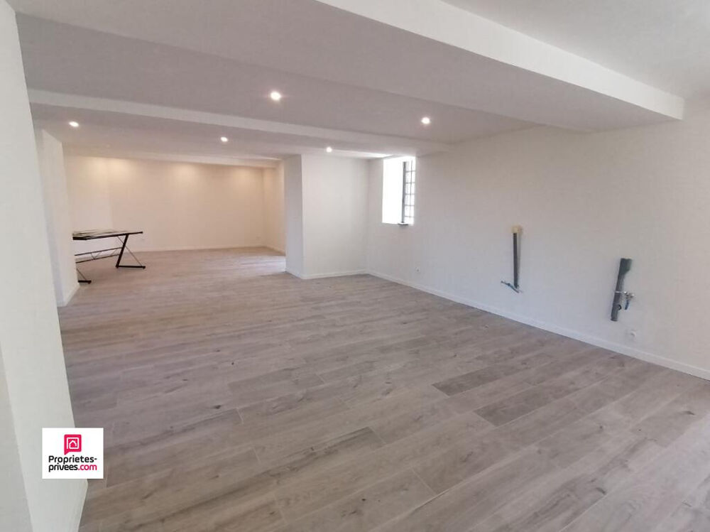 Vente Maison ECOUCHE LES VALLEES (61150), 11 pièce(s) 280 m2 environ , 5 chambres, prix 197 500, honoraires  5,61% inclus à la charge de l'ac Ecouche les vallees