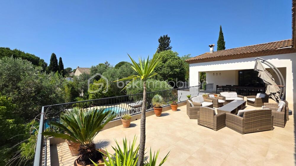 Montpellier Aiguelongue Villa de prestige 320M2 avec piscine terrain 1300m2 T3 indépendant