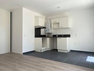  Appartement à louer 2 pièces 42 m²