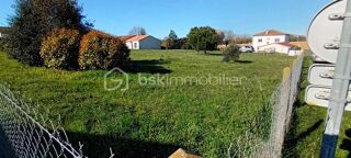  Terrain  vendre 689 m