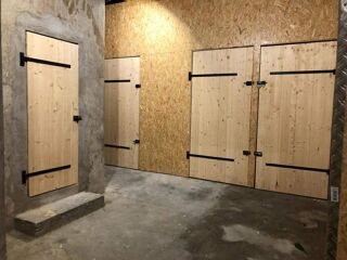 Parking / Garage à vendre 1 pièce 123 m²