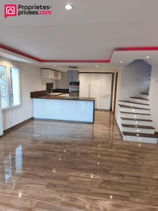  Villa � vendre 6 pi�ces 160 m�