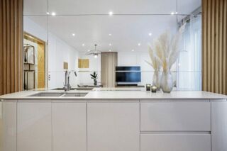  Appartement à louer 3 pièces 78 m² Courbevoie