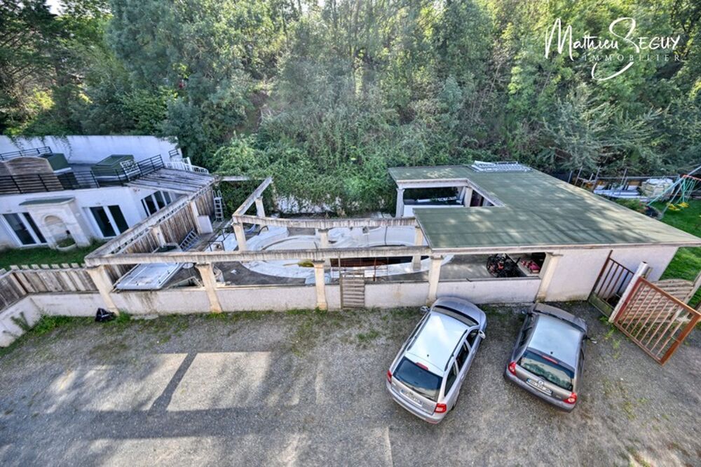 Vente Maison Ensemble Immobilier à St Genis Laval en zone activité, vendu libre d'occupation Saint genis laval