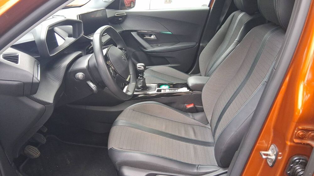 2008 II 1.2 PureTech 130 Allure Business 2021 occasion 29270 Carhaix