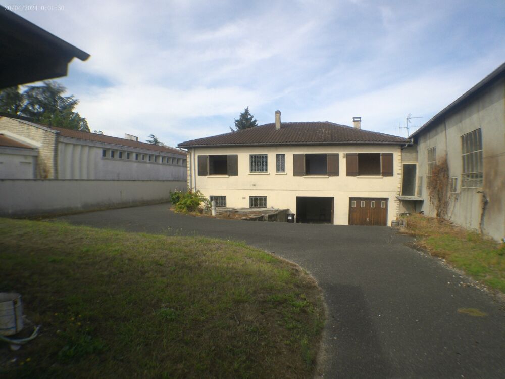 Vente Maison CHATEAUBERNARD A Vendre Maison en Pierre Chateaubernard