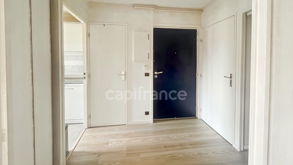 Vente Appartement LE HAILLAN - Spacieux T3 lumineux de 72 m² en rez-de-chaussée avec jardinet à jouissance exclusive, accès indépendant, cellier e Le haillan
