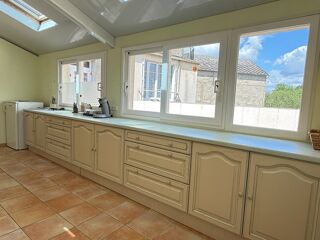  Maison à vendre 12 pièces 300 m²