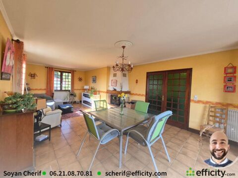   Maison Maison - 6 pi�ce(s) - 238 m�