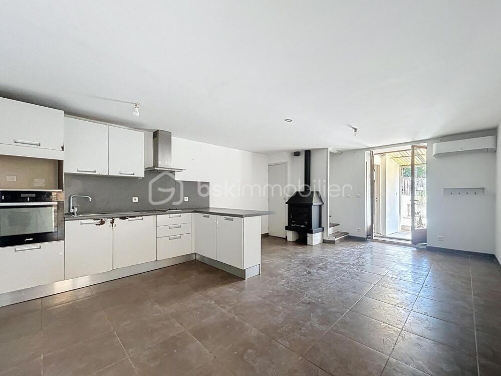Vente Immeuble Deux maisons, deux extérieurs, un seul prix ! 95 000 € HAI à Hérépian Herepian
